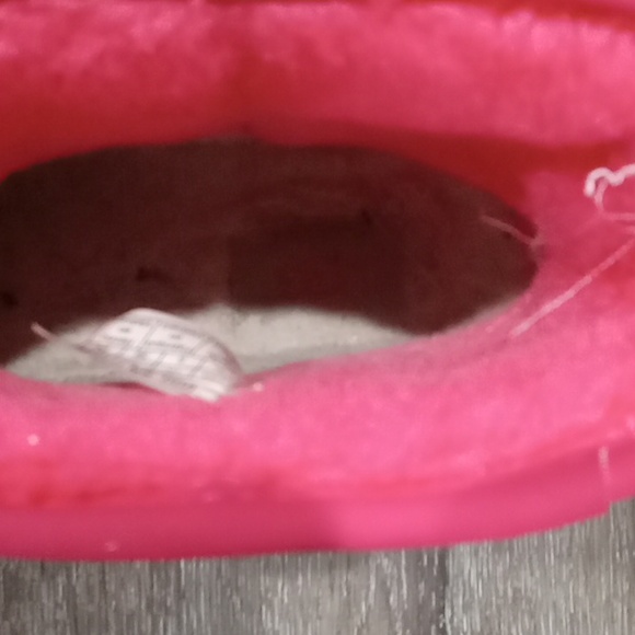 😍😍womens ugg size 7😍😍 - Picture 2 of 8